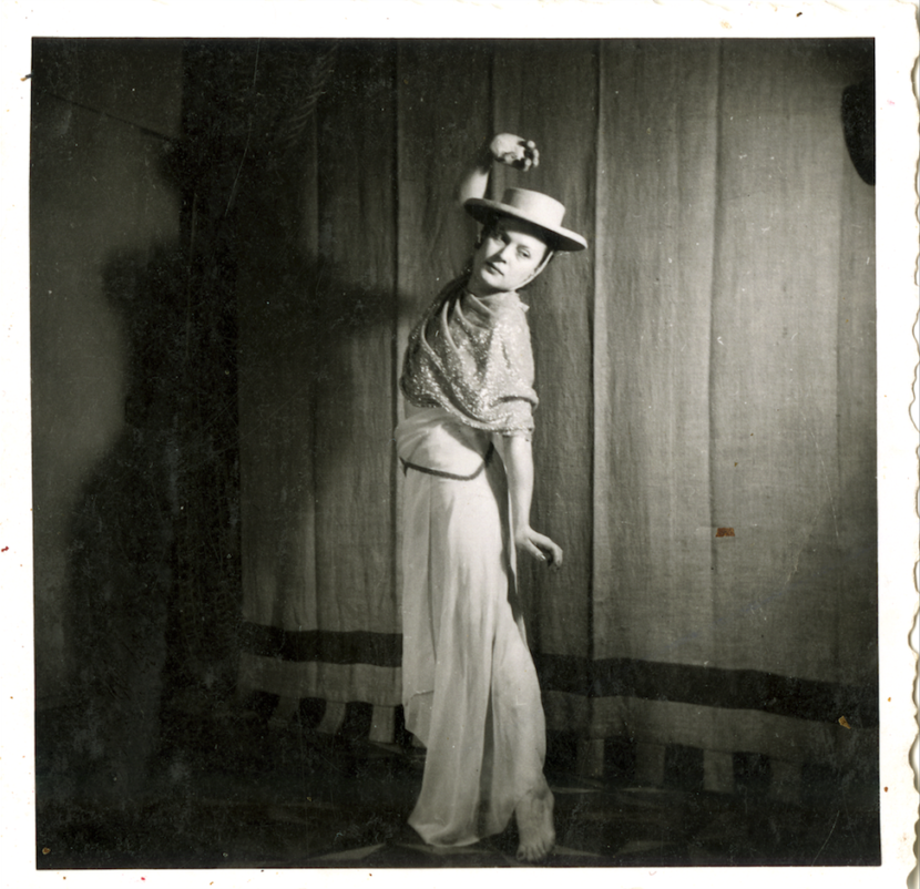 Marion Wulz, Wanda Wulz con completo di carnevale di Anita Pittoni, [1937?]