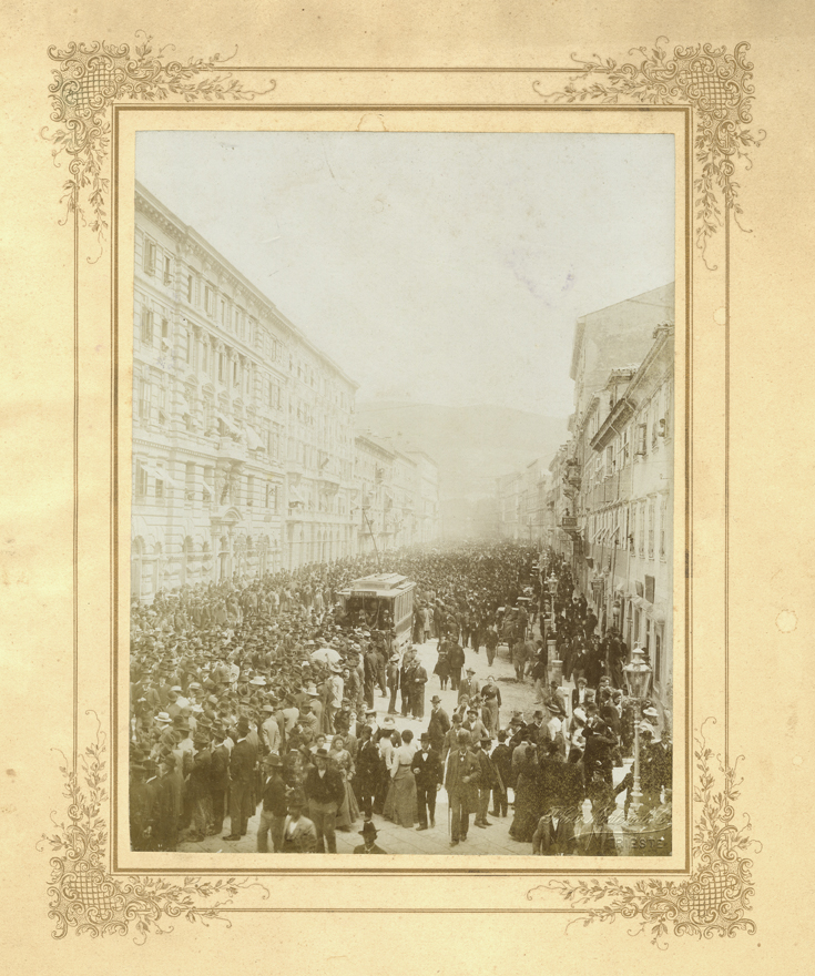 Photo Materials C.y Dimostrazione di lavoratori, Corsia Stadion 1 maggio 1902, F199275